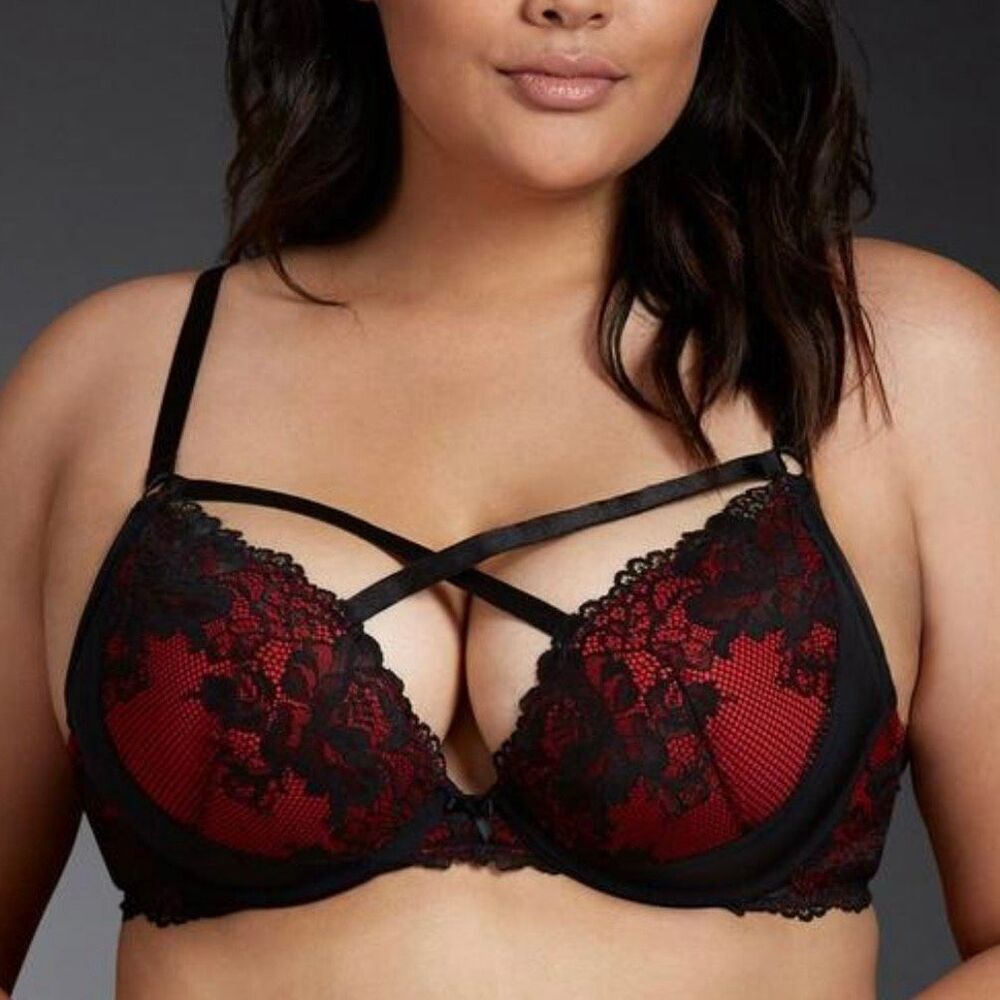 Torrid Push-Up‎ Plunge lace Bra Size 40D red black